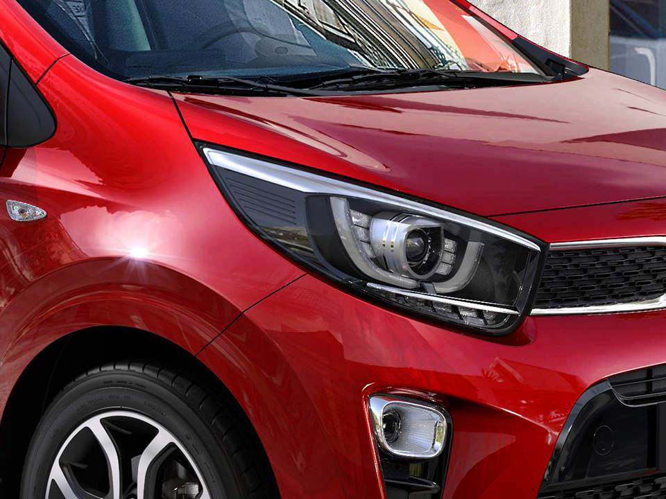 Kia Picanto bi-projection headlamps with LED daytime running lights