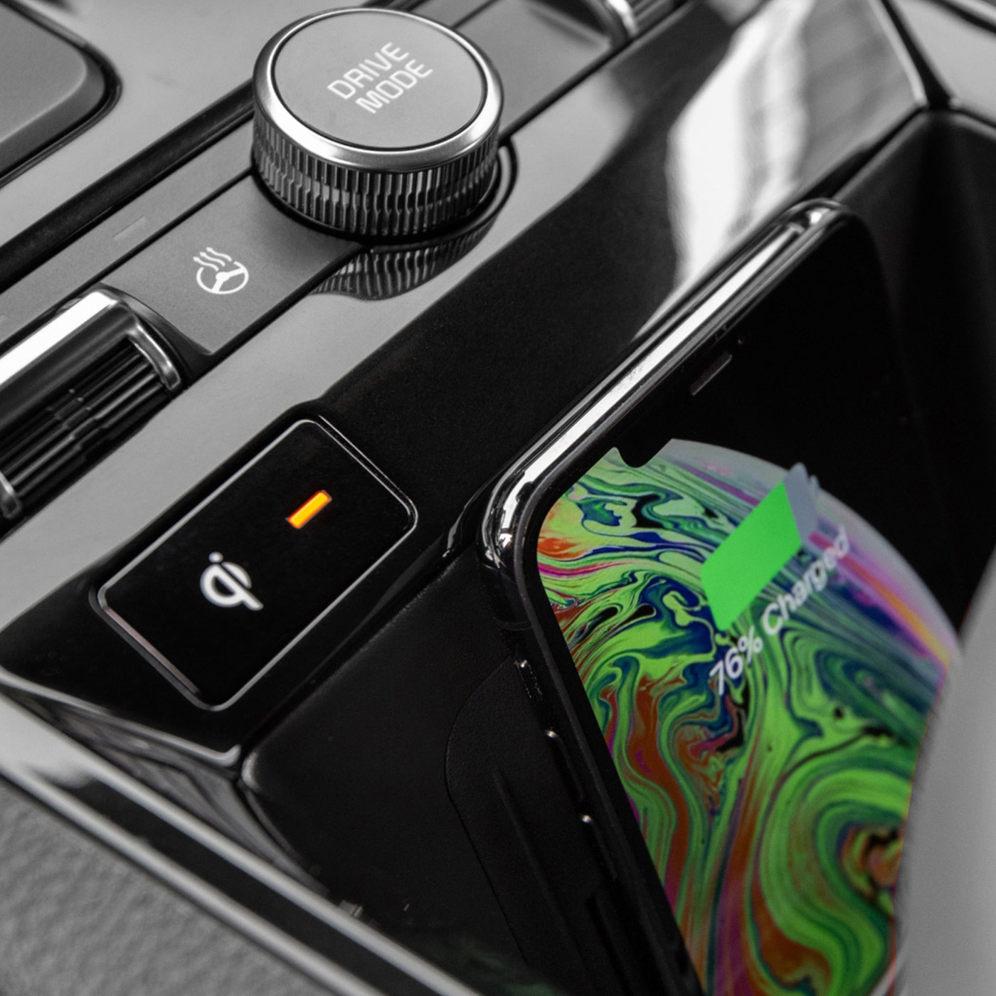 2024 Kia K5 Interior Wireless Phone Charger Close-Up