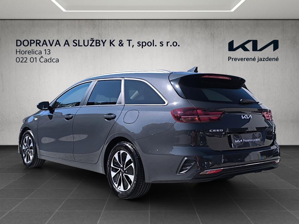 Kia Ceed SW Silver