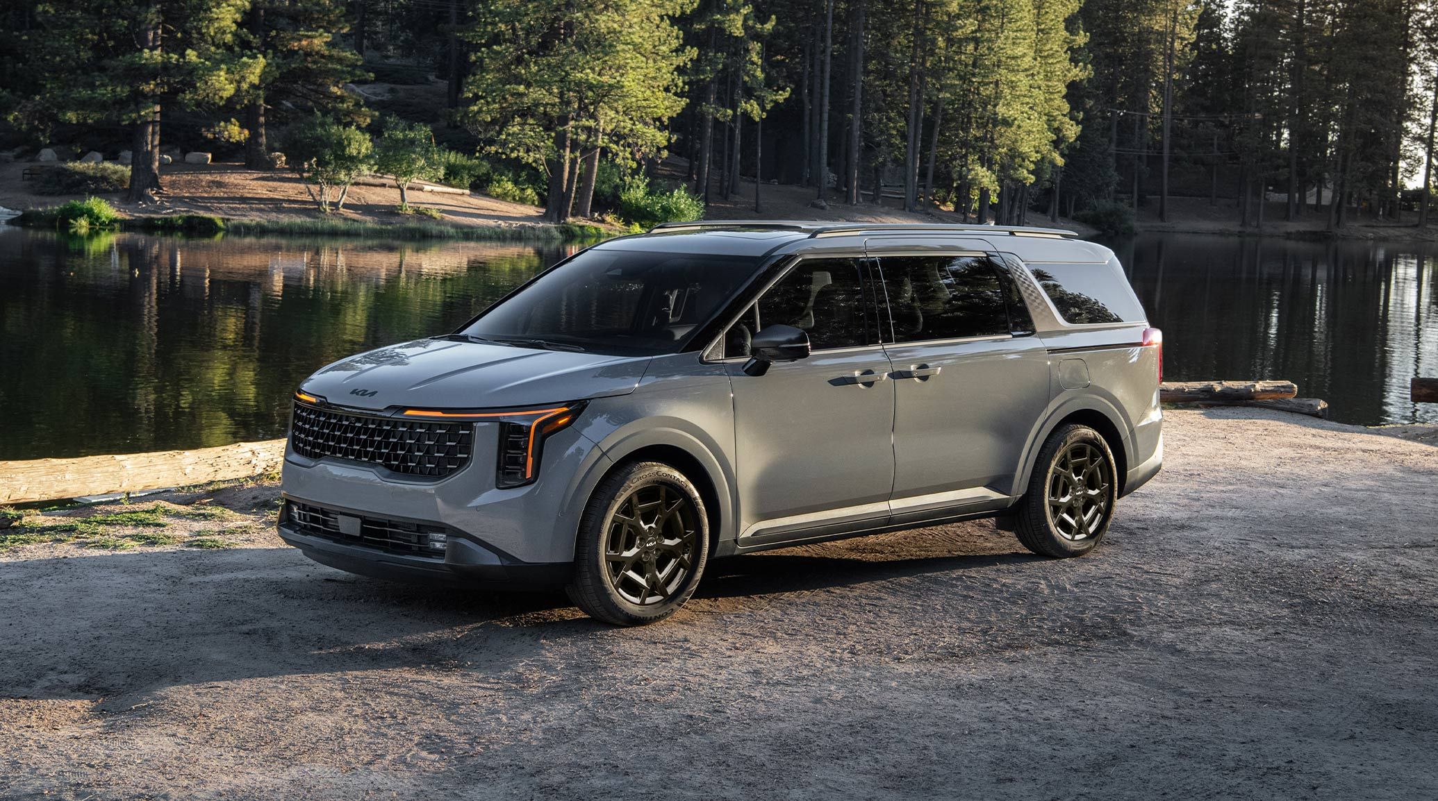 2025 Kia Carnival MPV Hybrid 3