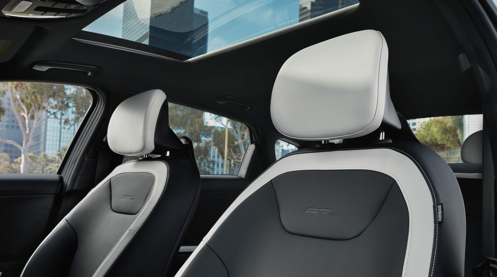 KiA K4 Seat