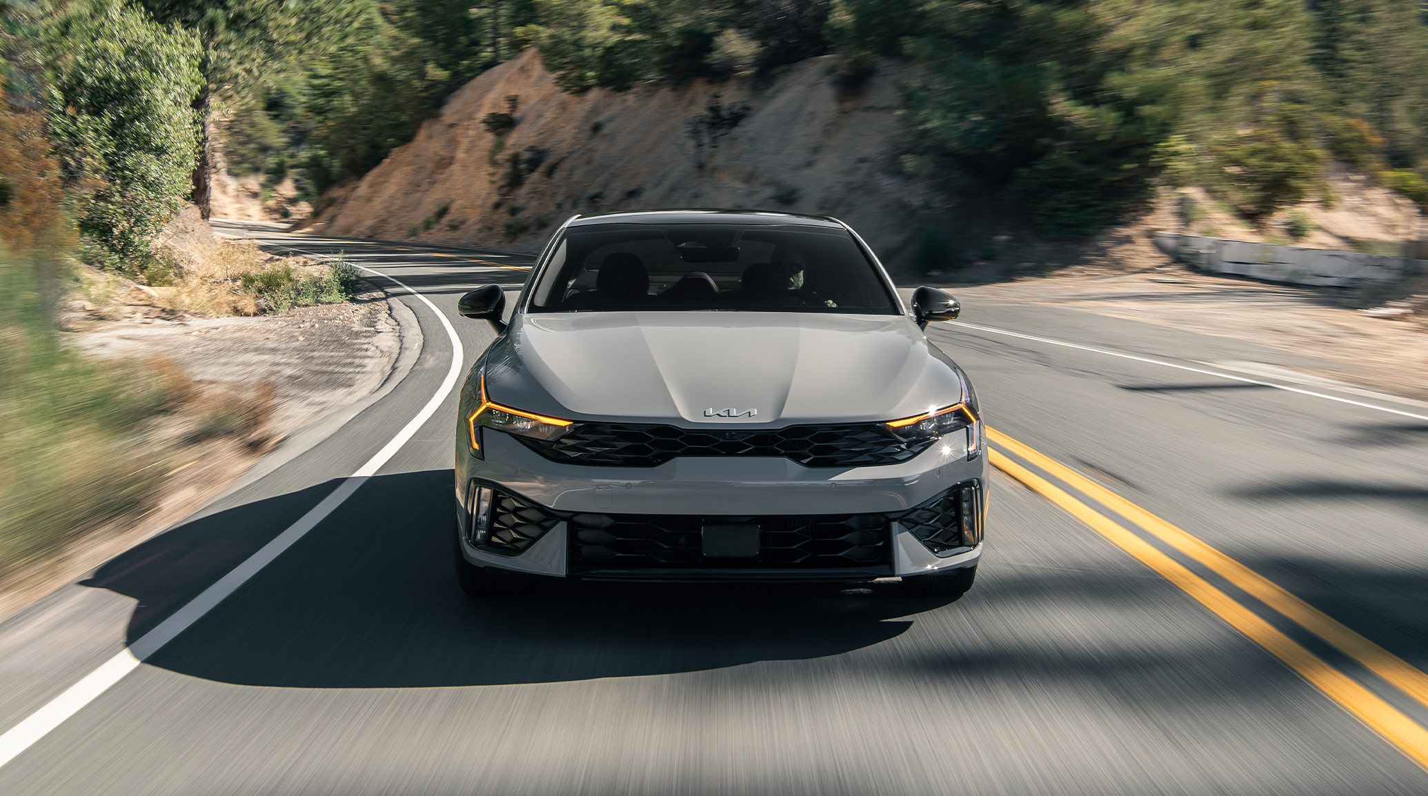 2027 kia k5 front grille exterior view
