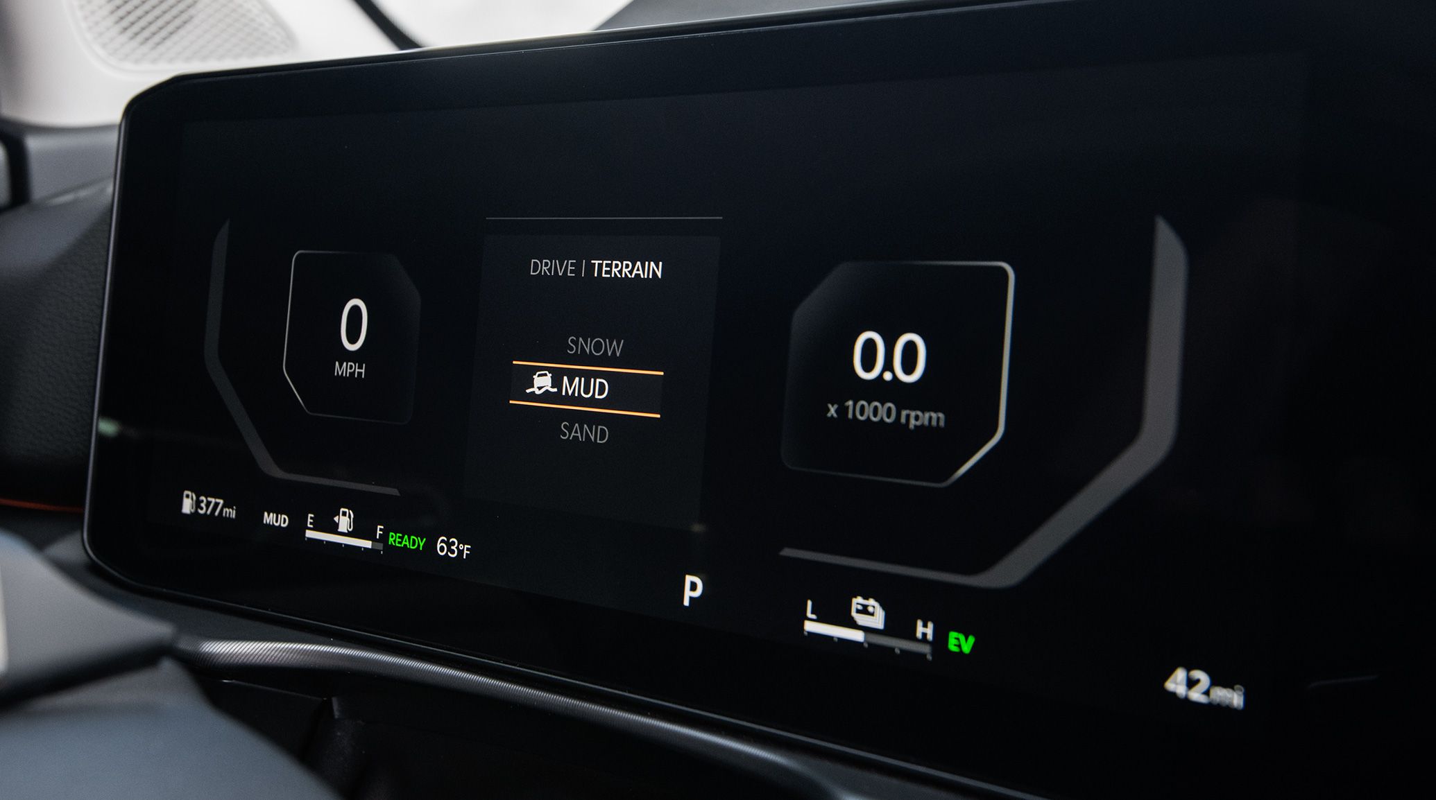 2026 kia sportage hybrid interior with with available color-selectable ambient mood lightning
