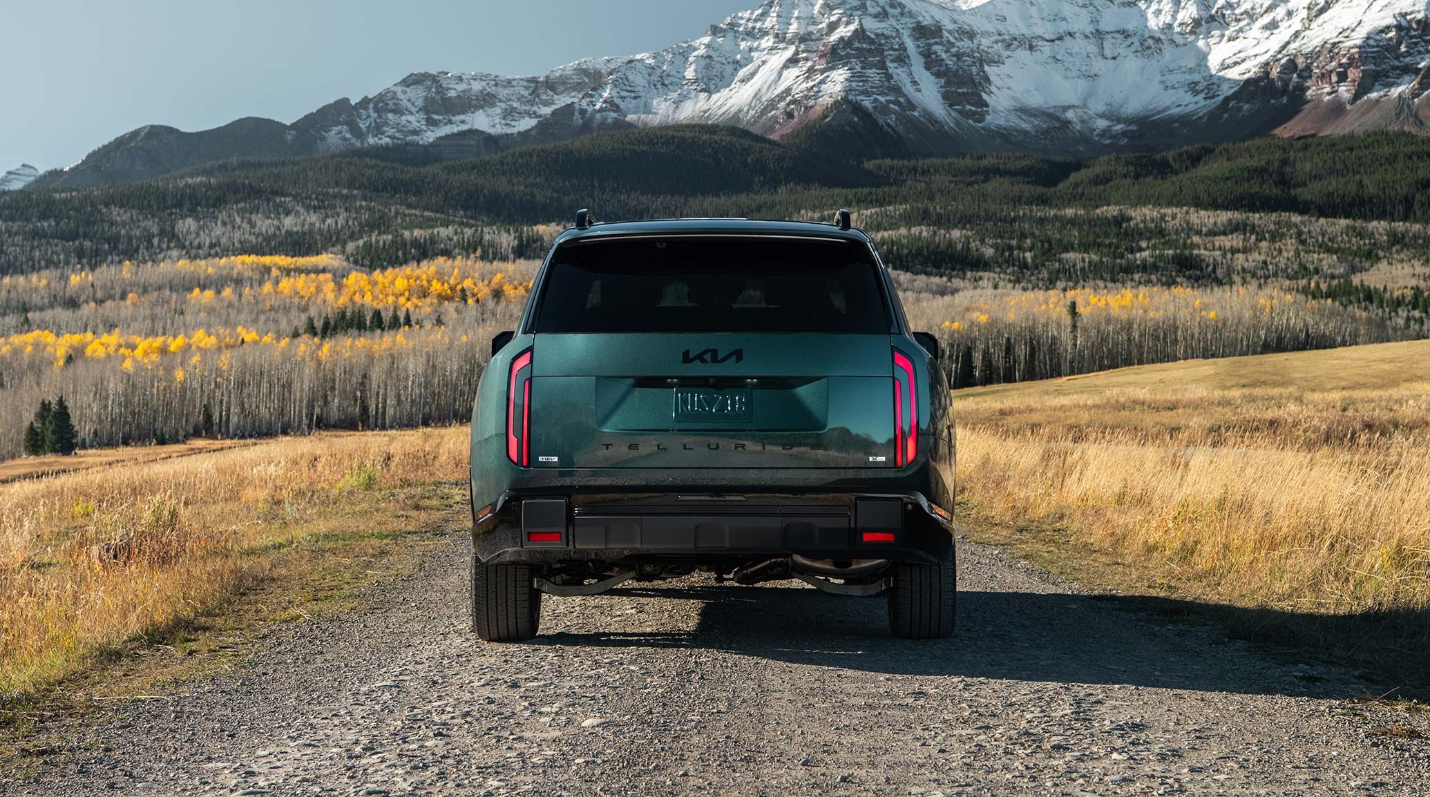  2027 kia telluride Black badging shown on the X-Line SX Prestige in Black Jade Green.