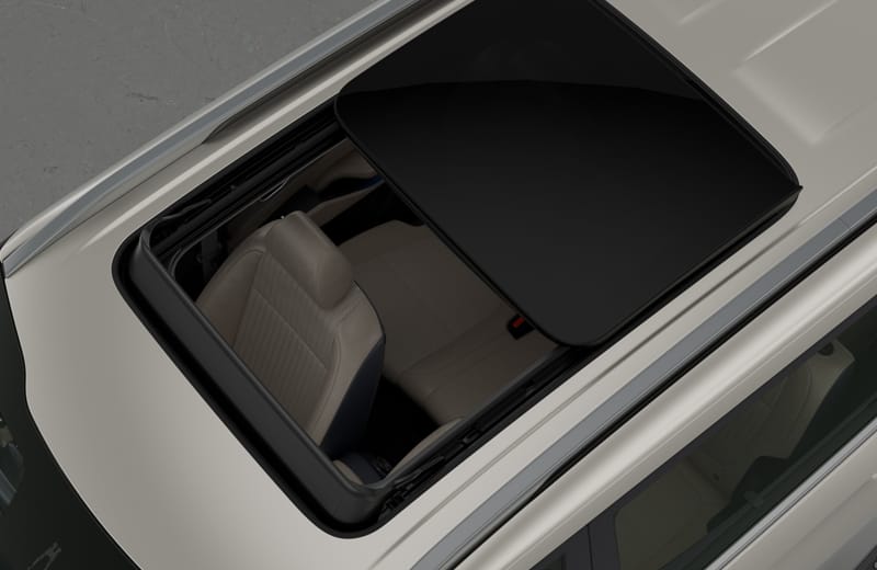 
Dual Pane Panoramic Sunroof
