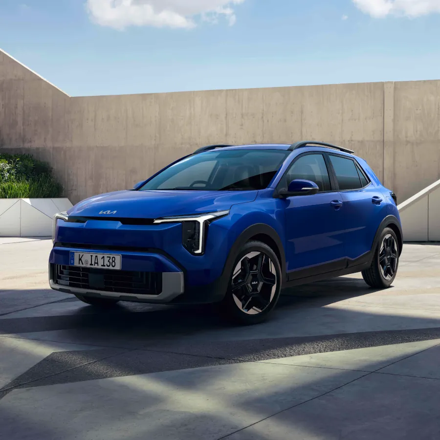 Kia compact light suv Stonic