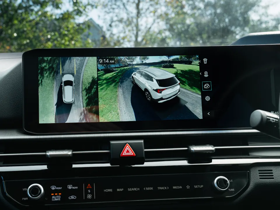 Surround View Monitor with 3D Mode*