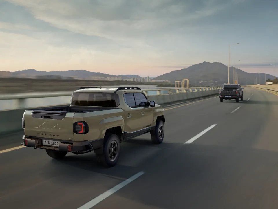 Highway Driving Assist 2 with Lane Change Assist*