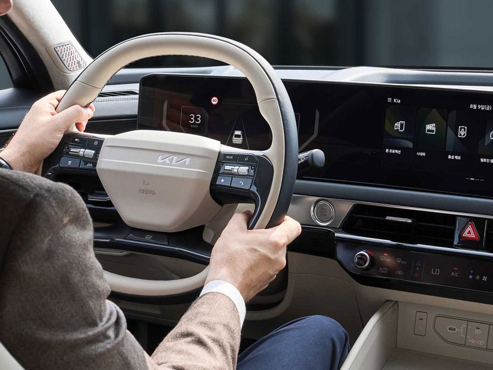 Əllərin sükanda olmasına nəzarət sistemi (HoD)