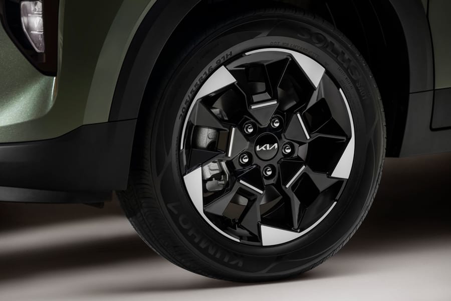 Parlaq kristal effektli 16 düymlük xəlitə təkər diskləri