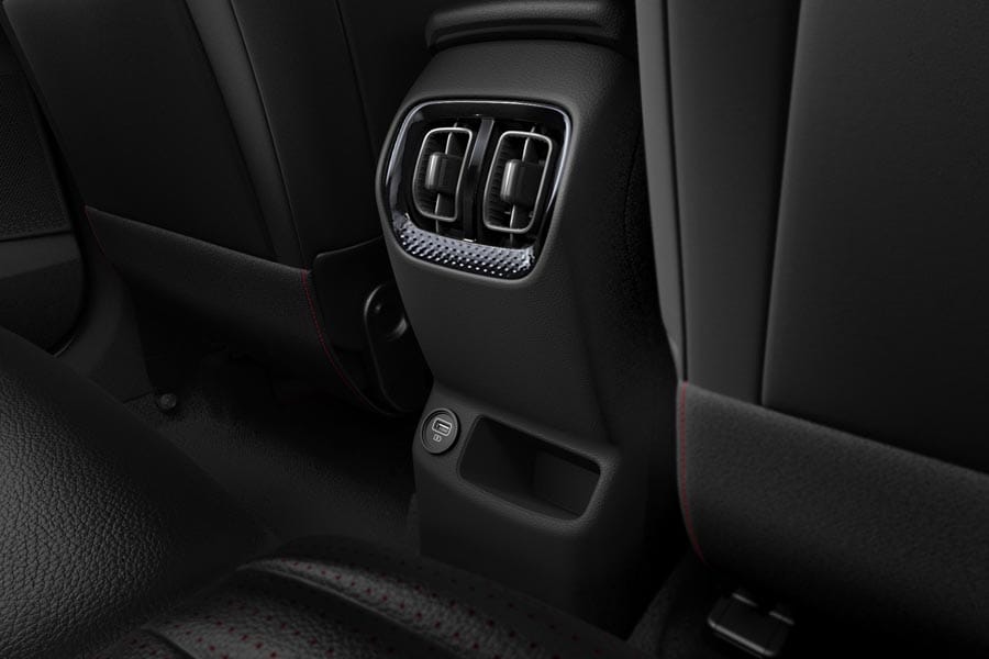 Arxa sırada hava deflektorları