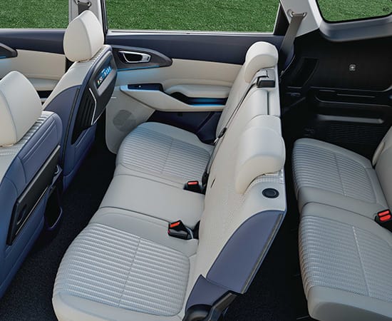 The 7-seater that brings families together.