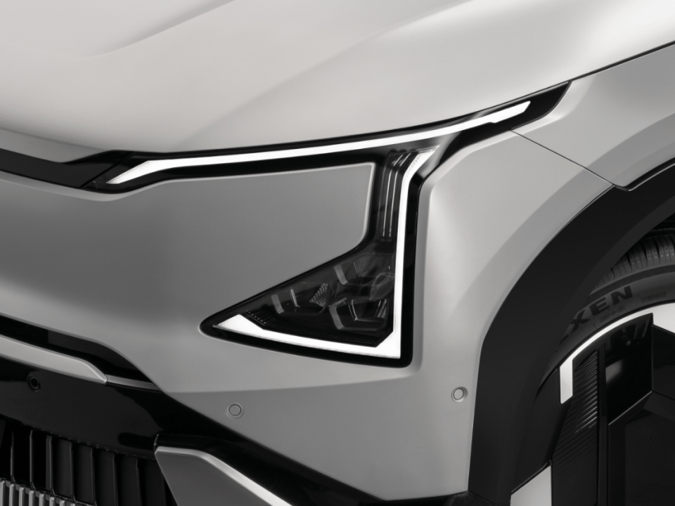 Luces LED de encendido automático.