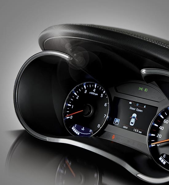 img_ceratoforte5door_wide_b_in03_w