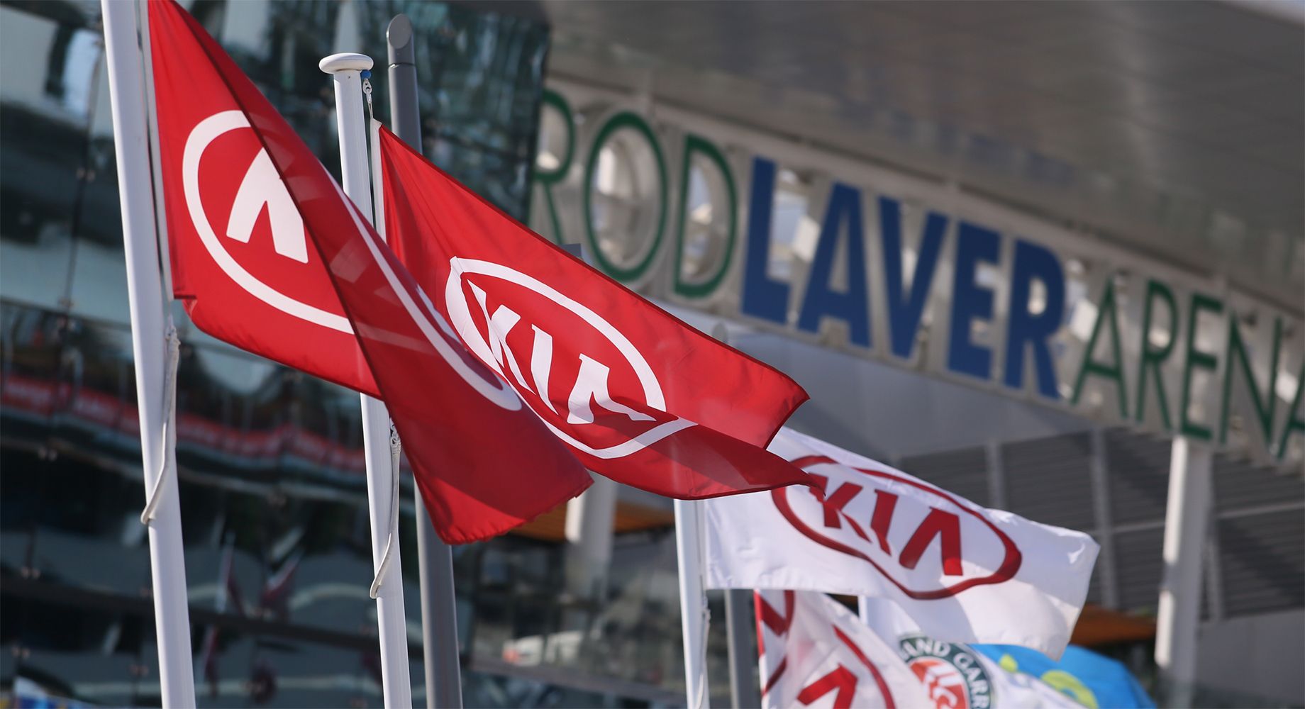Sequential display of Kia sponsorship  images from the earliest to the latest