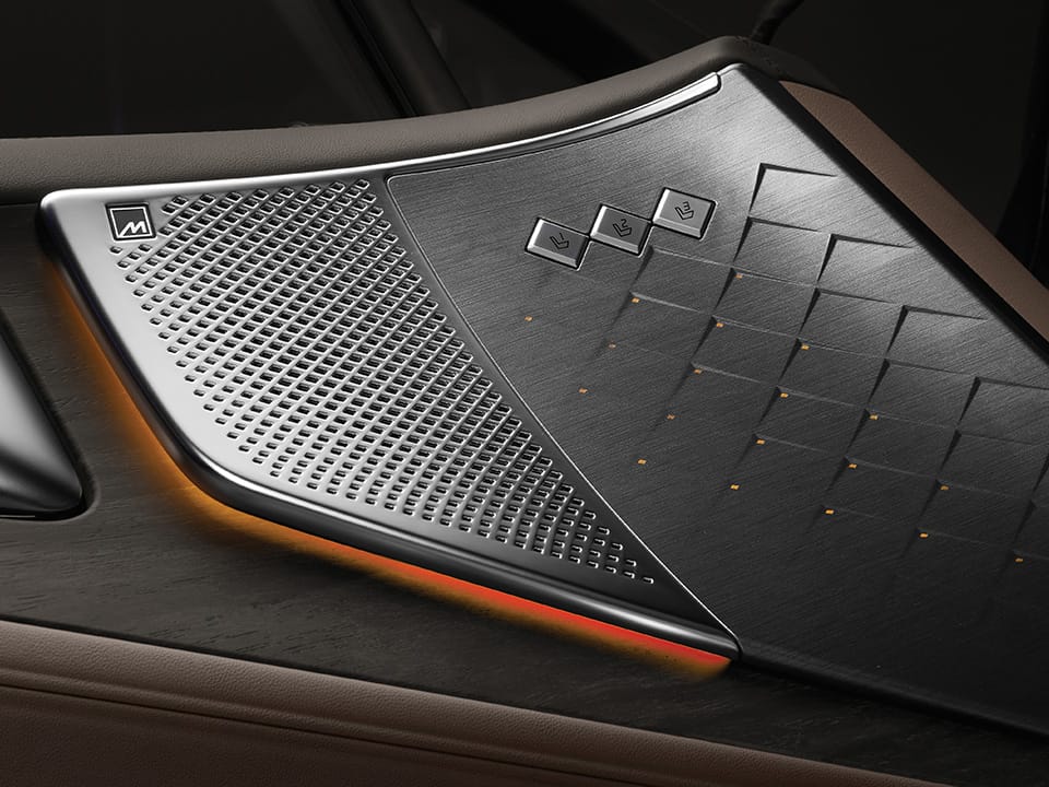 صوت ميريديان فائق الجودة (14 مكبر صوت) 