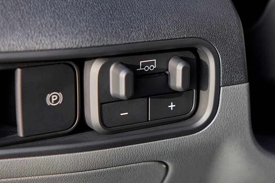 نظام تحكم فرامل المقطورة المدمج