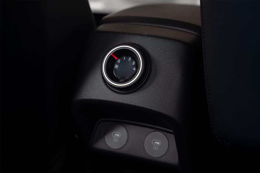 Control de velocidad trasero AC de 4 etapas