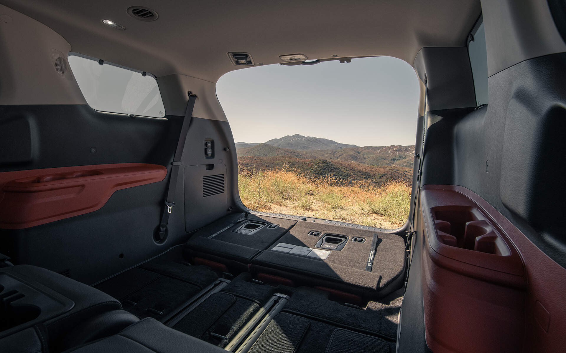 Luggage Mode (folding 2/3 row)