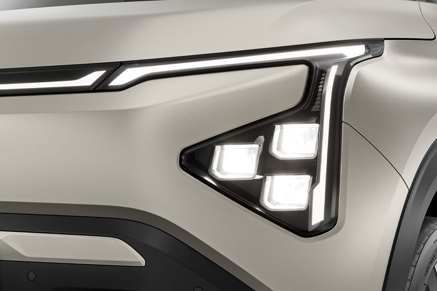 Star Map LED DRL with Integrated Turn Signal & LED MFR Headlamp