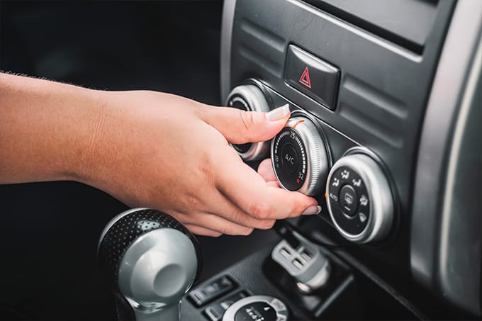 2.%09Acciona los componentes el%C3%A9ctricos y electr%C3%B3nicos%3A 