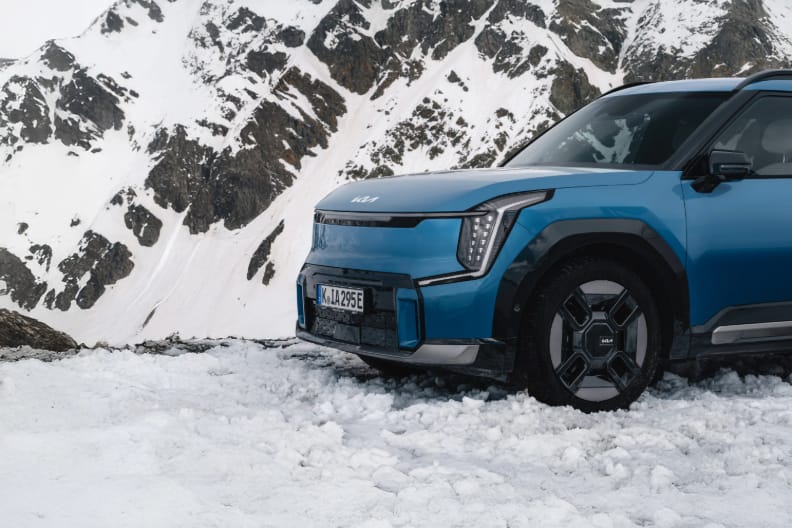 Kia EV3, Frontansicht, Seitenansicht links, Seitenansicht rechts