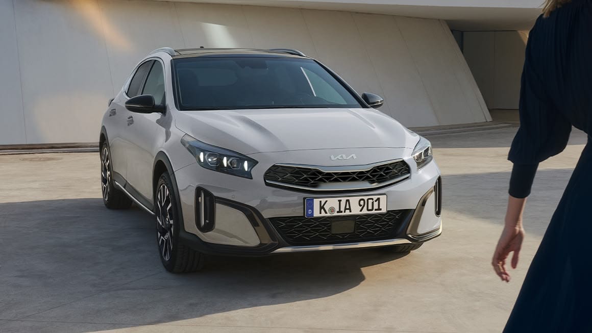 Kia XCeed Außendesign, Frontansicht, weiß