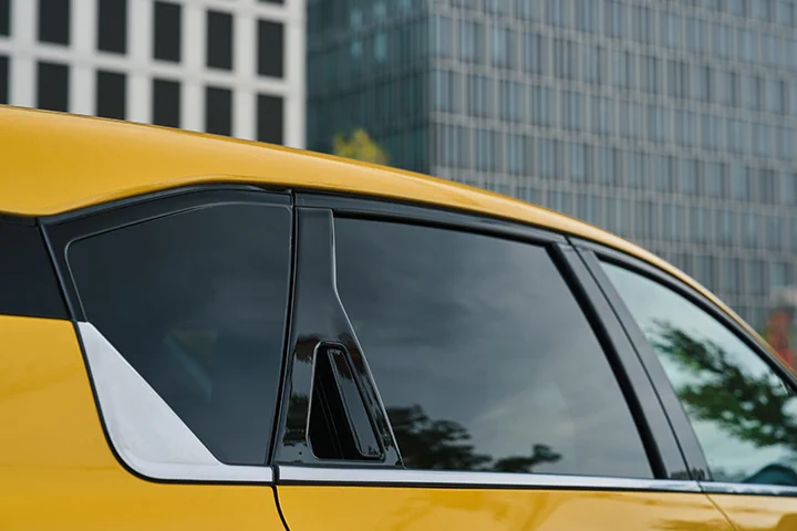 Kia K4 getönte Scheiben