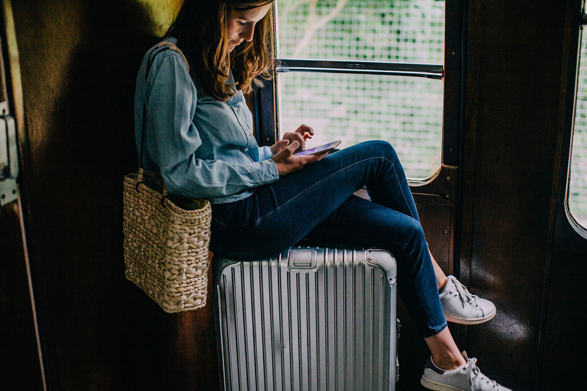 kia-reinventing-the-roadtrip-girl-travelling-by-train