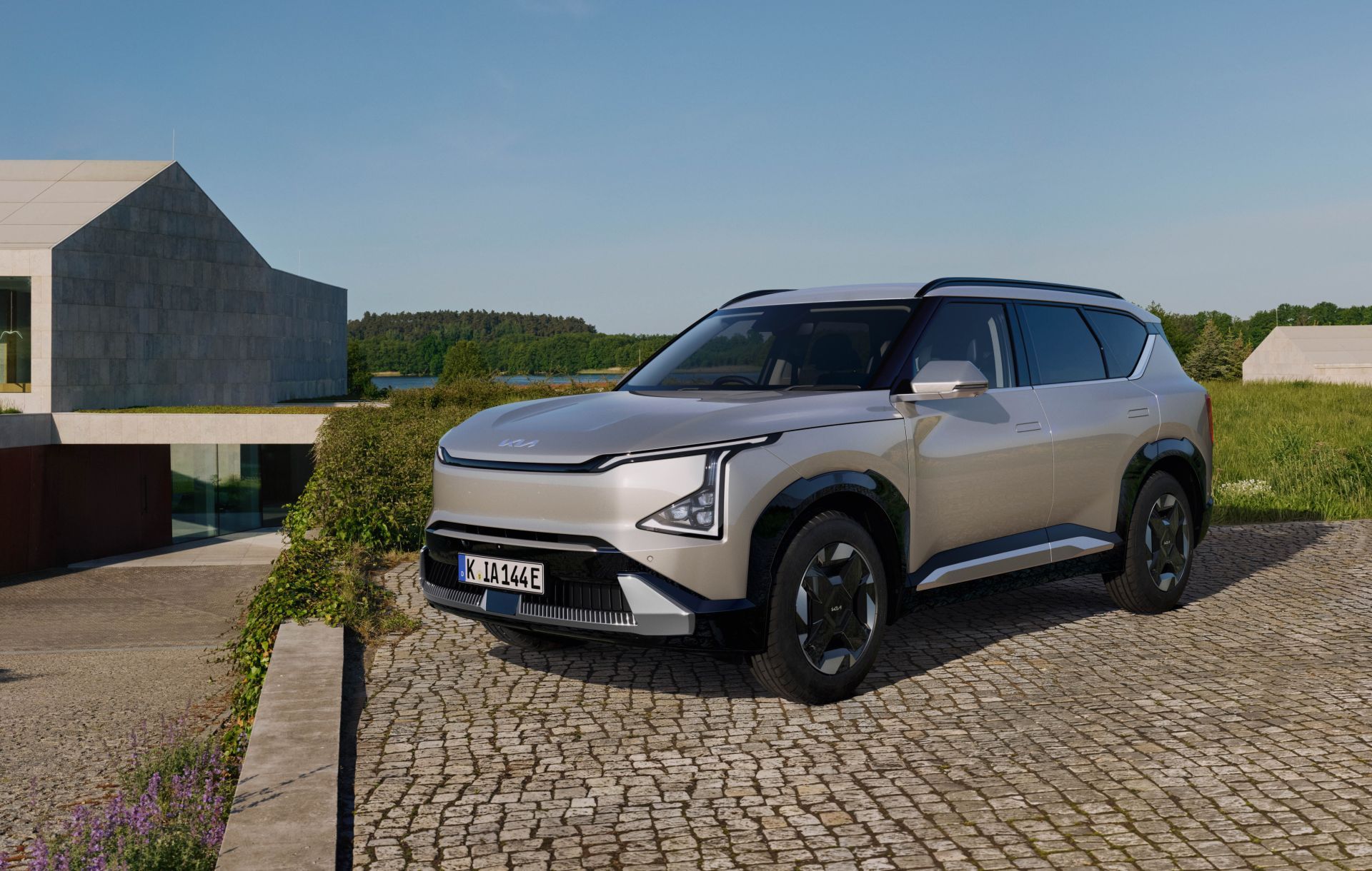 Kia EV5.