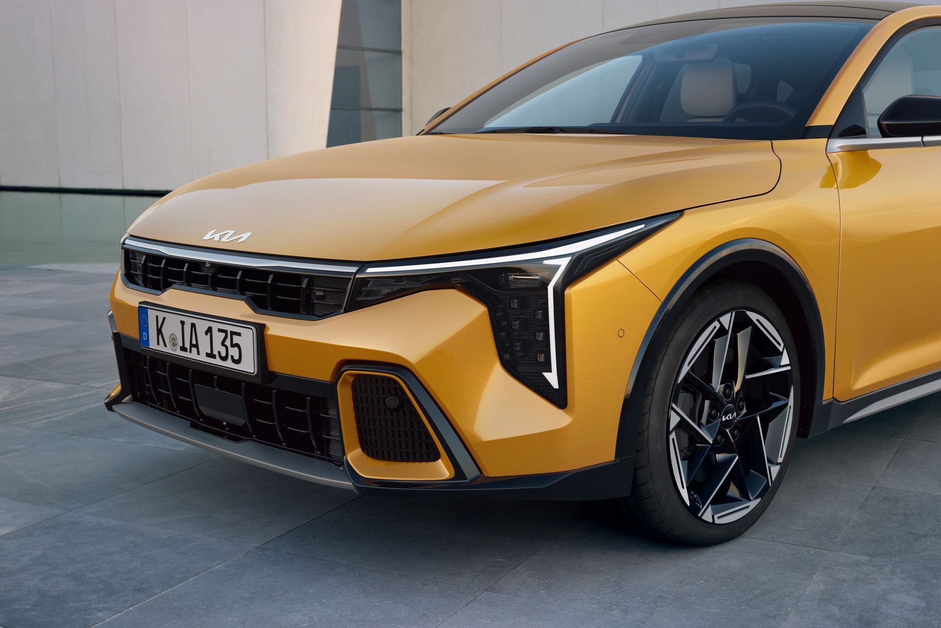 Parte frontal Kia K4