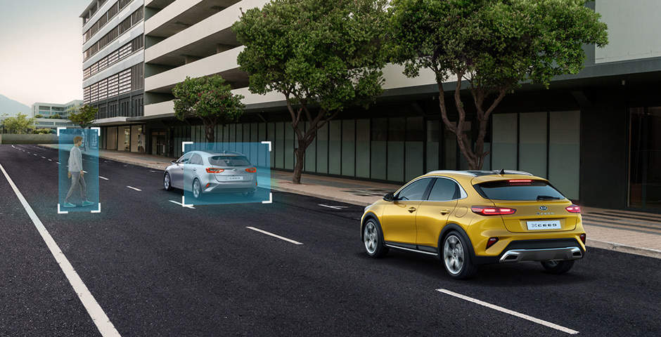 Kia Drive Wise | Système de freinage d'urgence autonome. 