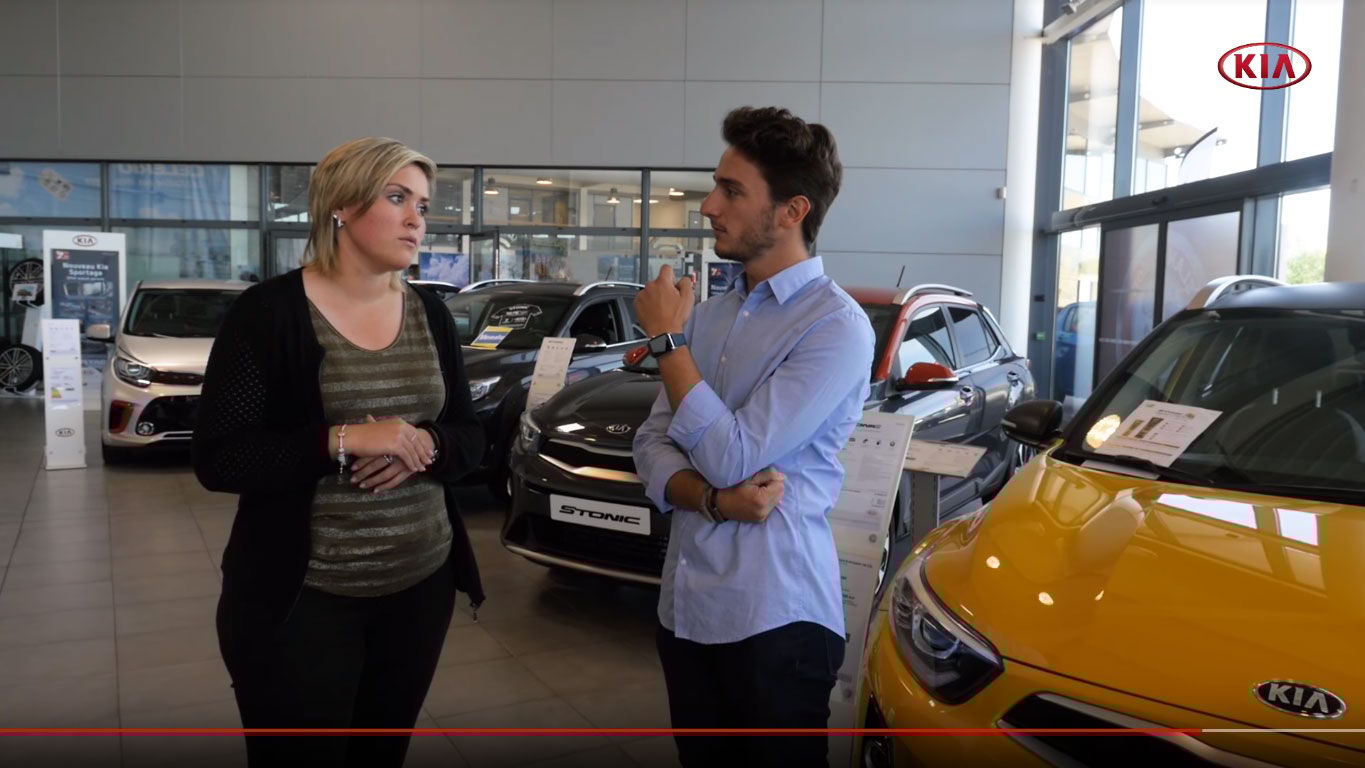 Retrouvez l'interview de Claire, PROMO 1 Ecole de vente Kia, par la chaine iCollection