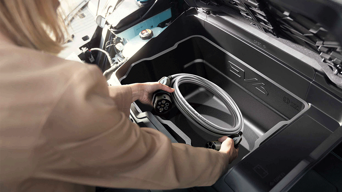 L’emplacement idéal pour ranger votre câble de recharge sans encombrer le coffre de votre Kia EV6.