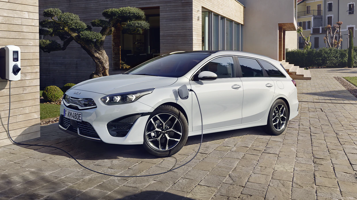 Offre Kia Ceed SW Hybride Rechargeable.