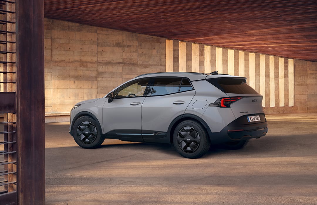 Vue du côté gauche du Kia Sportage Black Edition