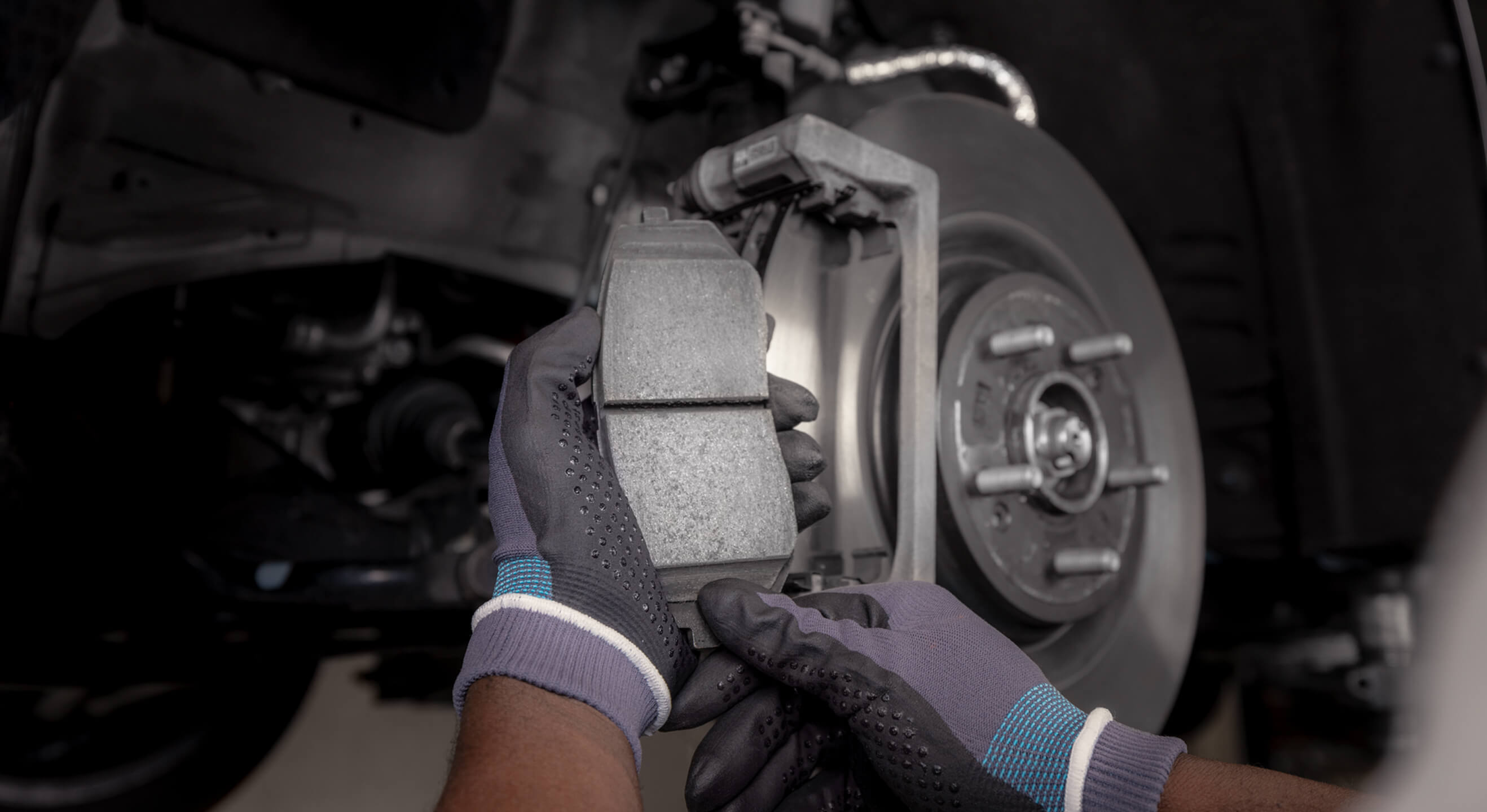 Kia Technician replaces Kia Genuine Brake Pads and Discs.