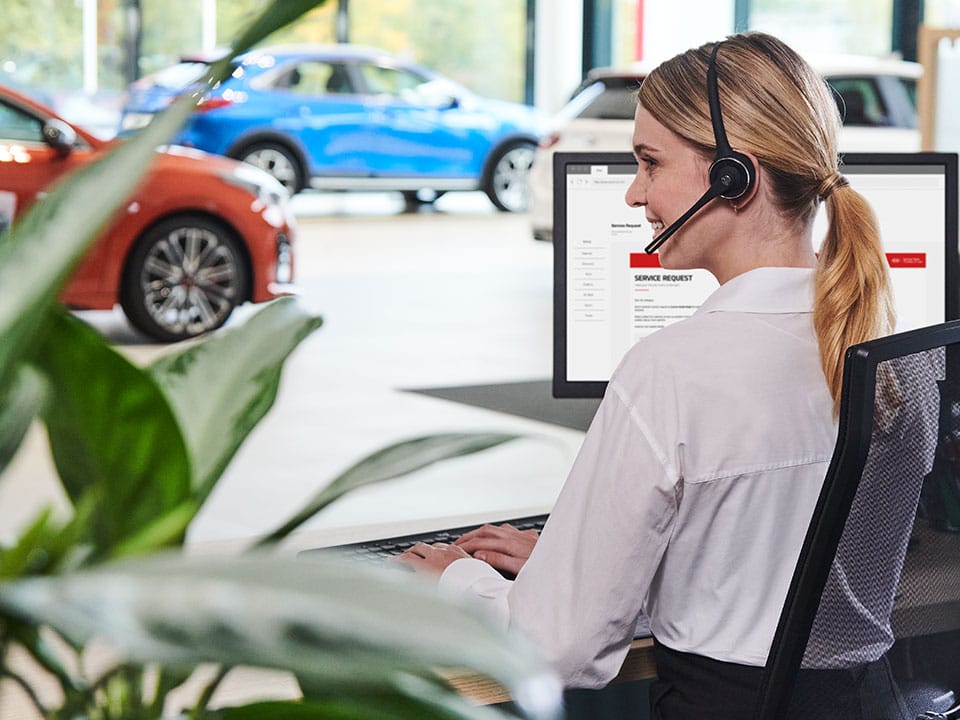 kia contatta il cliente