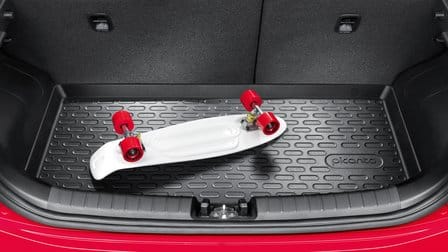 Bac de coffre (sans compartiment de rangement sous le plancher de coffre)