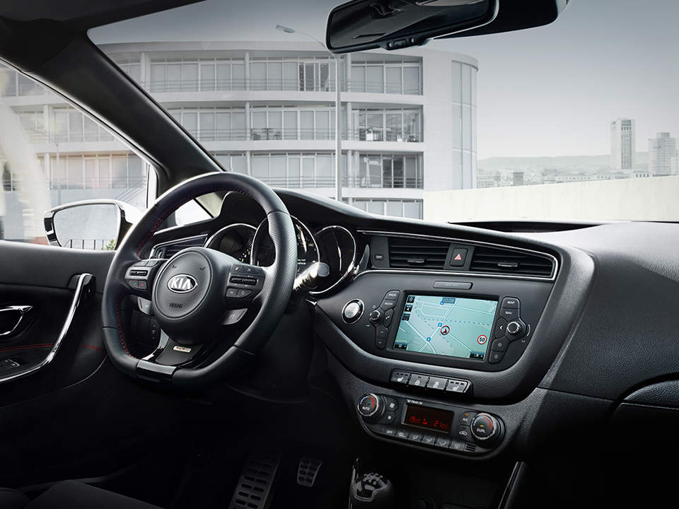 Kia cee'd GT interior navigation screen