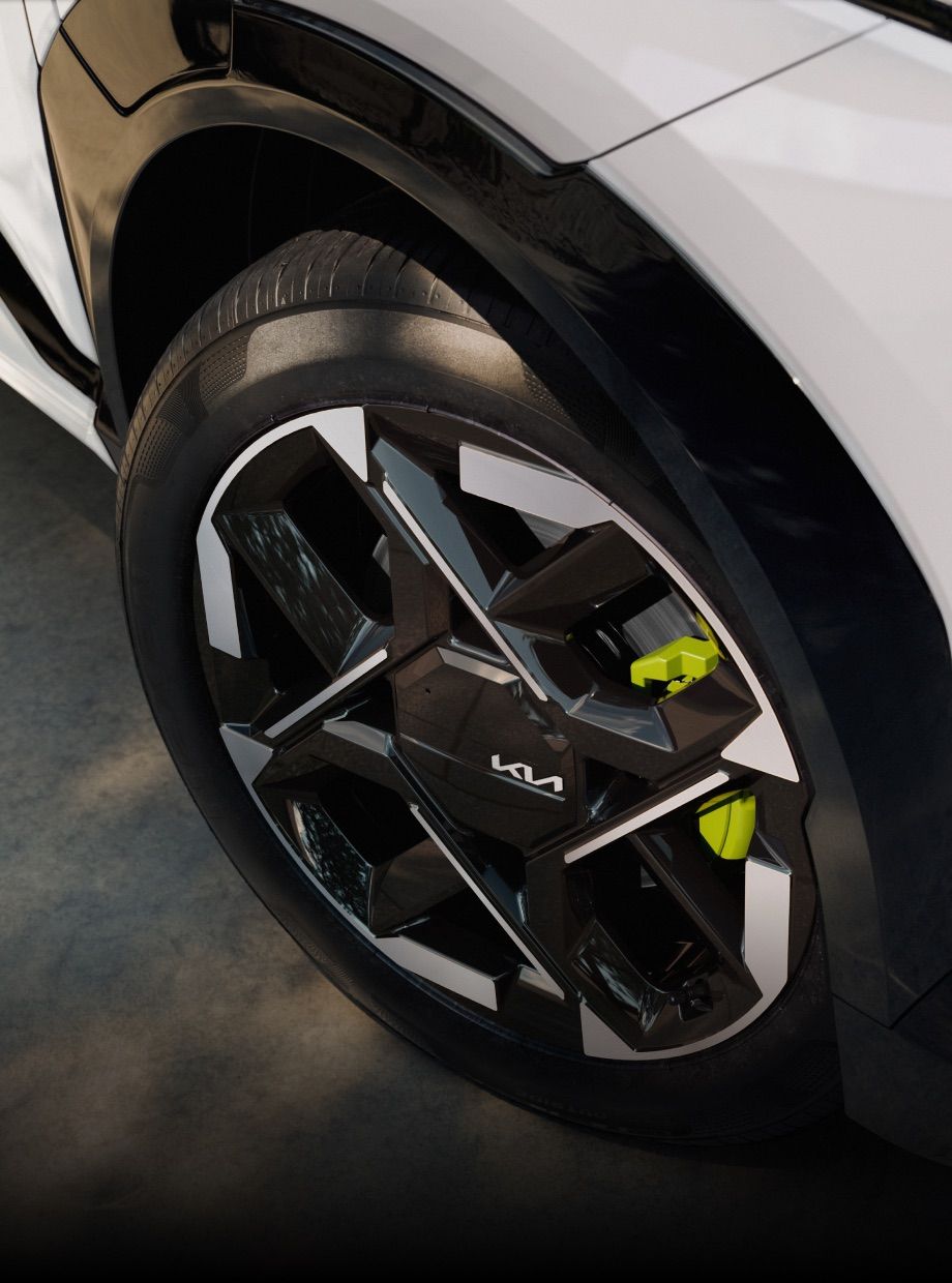 EV5 GT