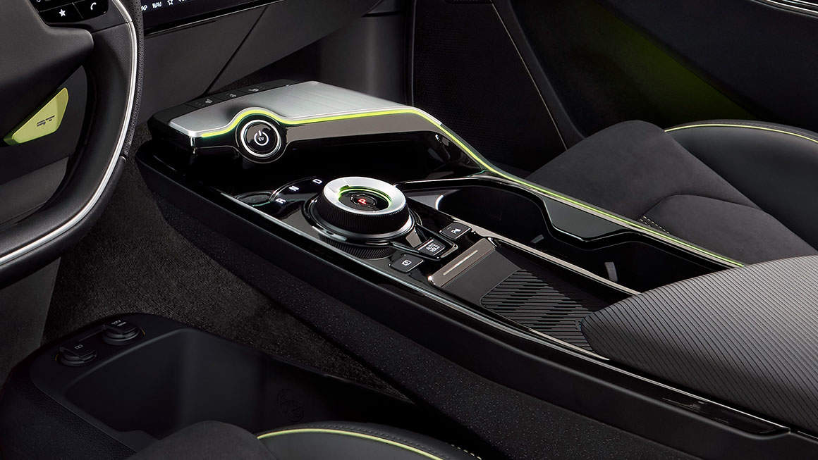 floating center console with storage and wireless phone charger