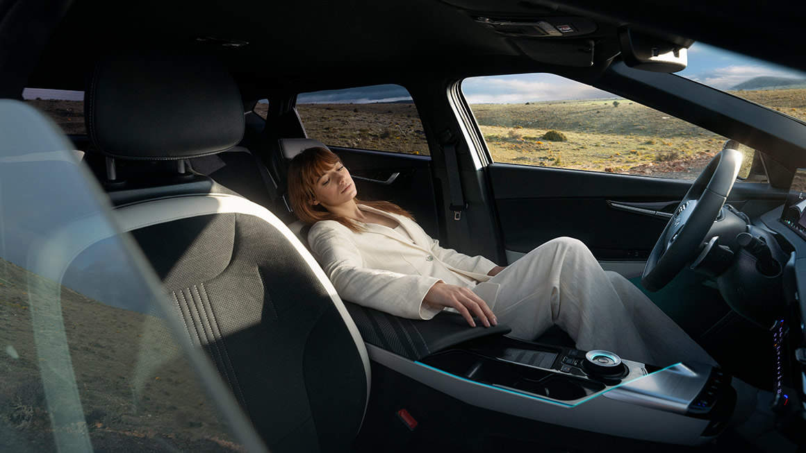 Comfortabele relaxstoelen in de Kia EV6 