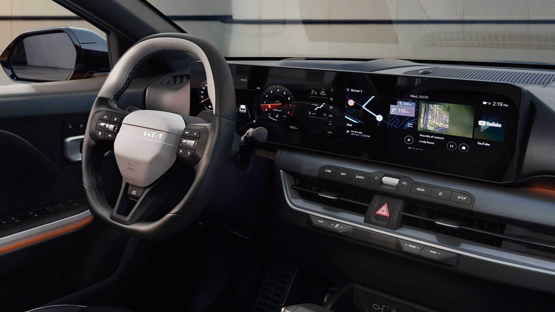 Športové detaily v kabíne.