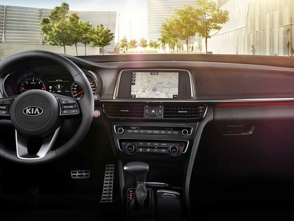 Kia Optima refined interior spacious high-quality