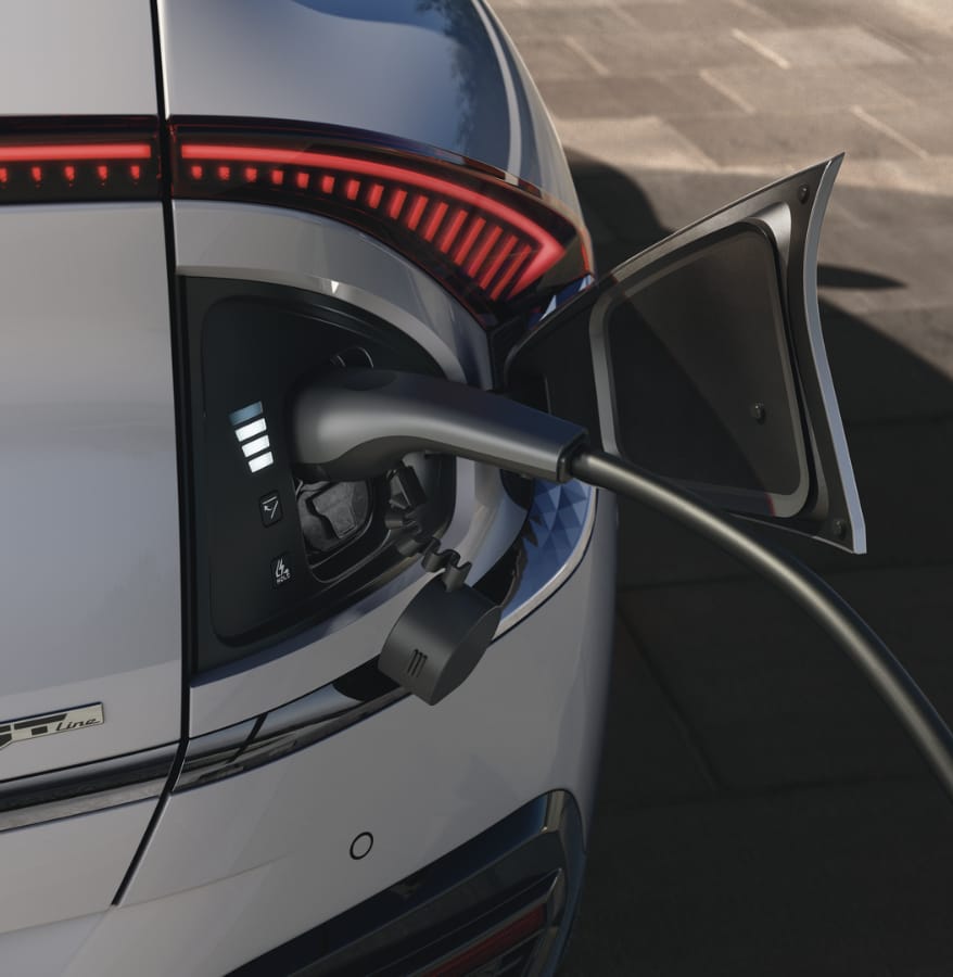 La Kia EV9 si ricarica con IONITY