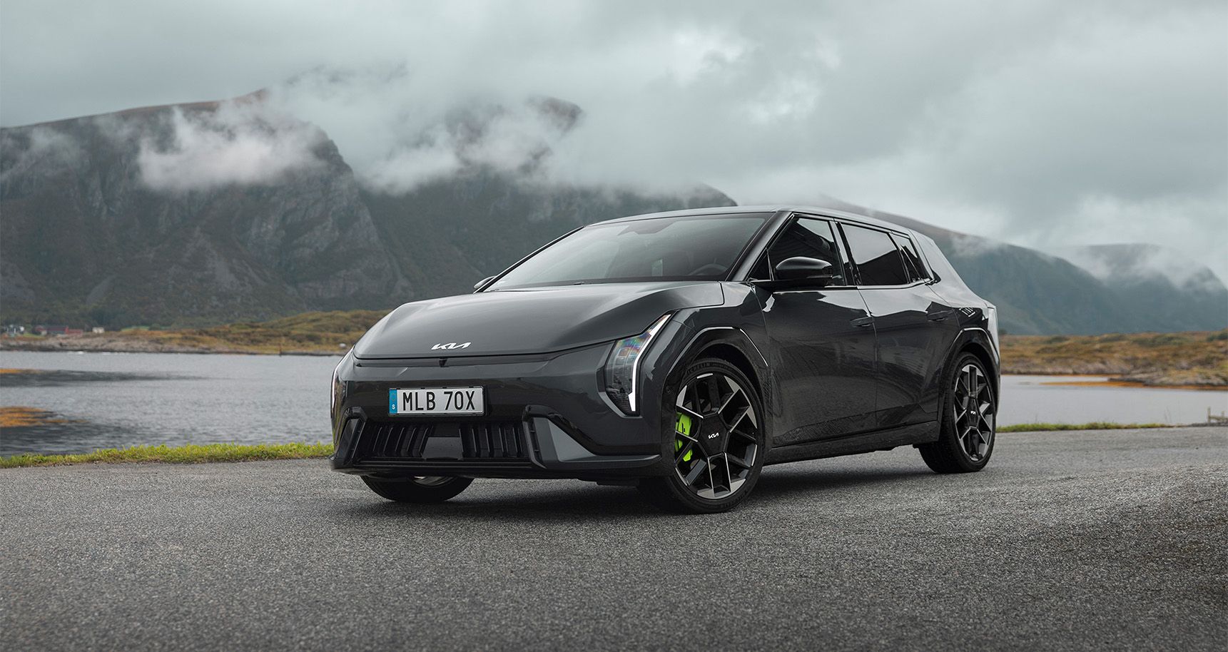 EV4 GT Hatchback 2