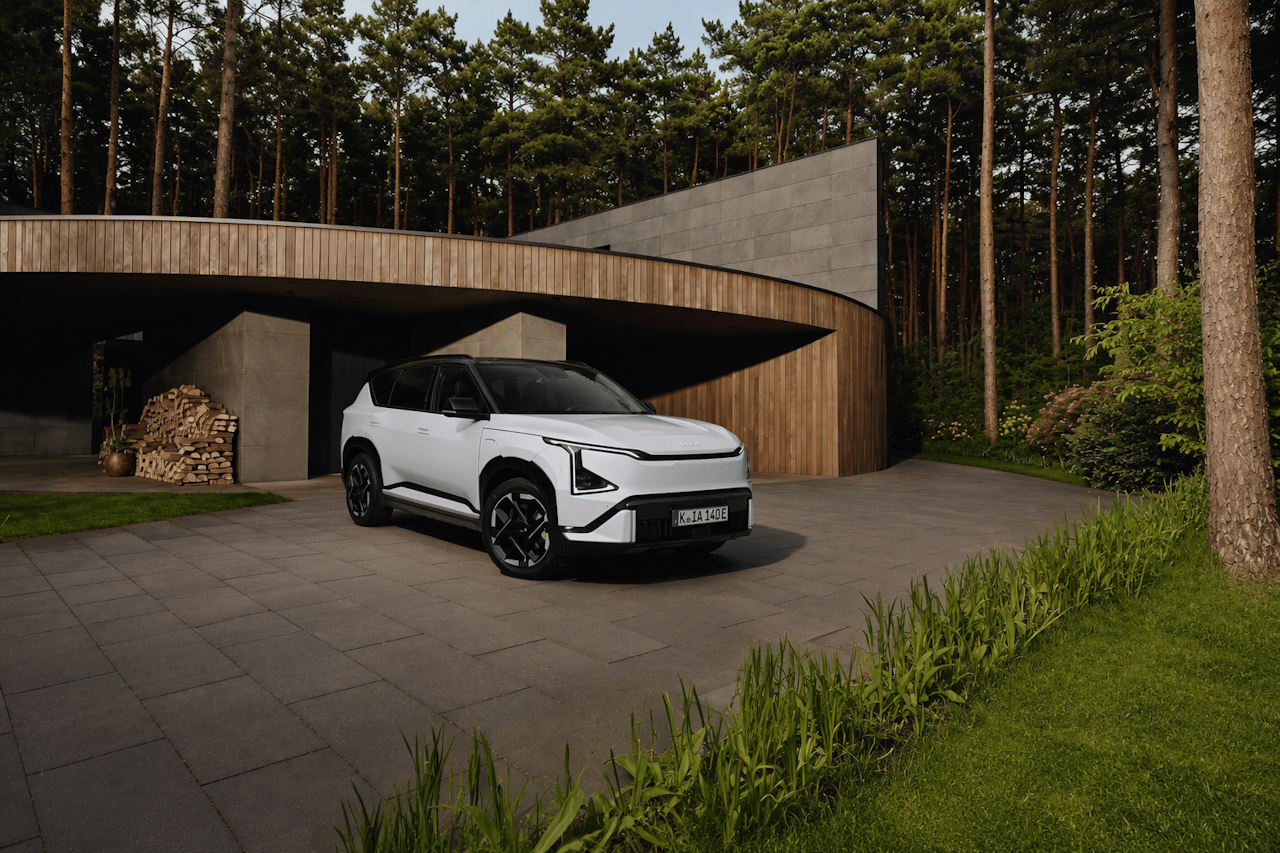 Dynamisk design i SUV‑format.