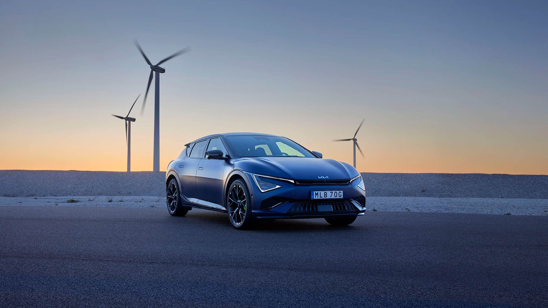 Kia EV6 GT snett framifrån