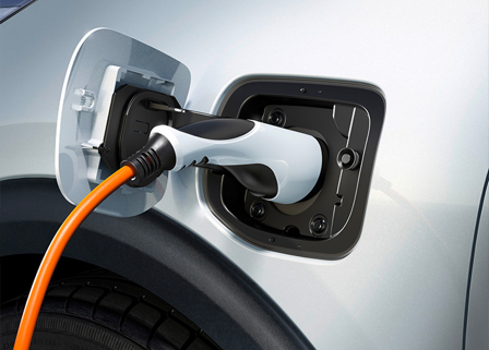 <a href="/content/kwcms/kme-dealers/uk-dealers/shellymotors/en/electric-hybrid-cars/charging-at-home.html"><u>Charge at home</u></a>